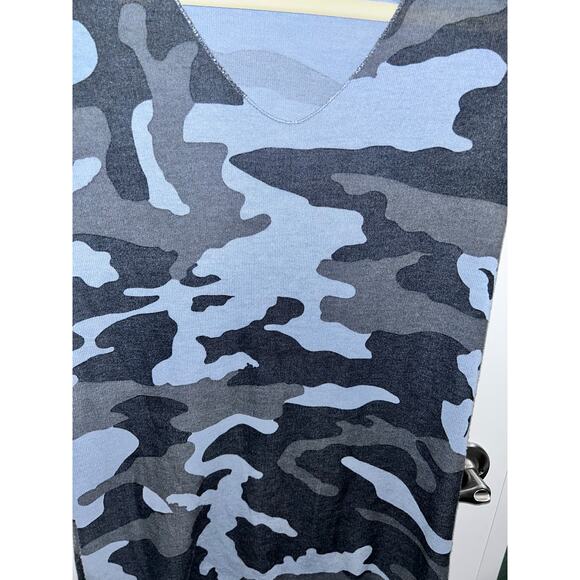 Gigi Moda Apuma Camo V-Neck Top Gray Charcoal Metallic Hem Viscose Made in Italy - Picture 6 of 9